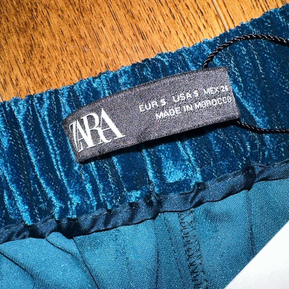 velvet pants - Picture 7 of 7